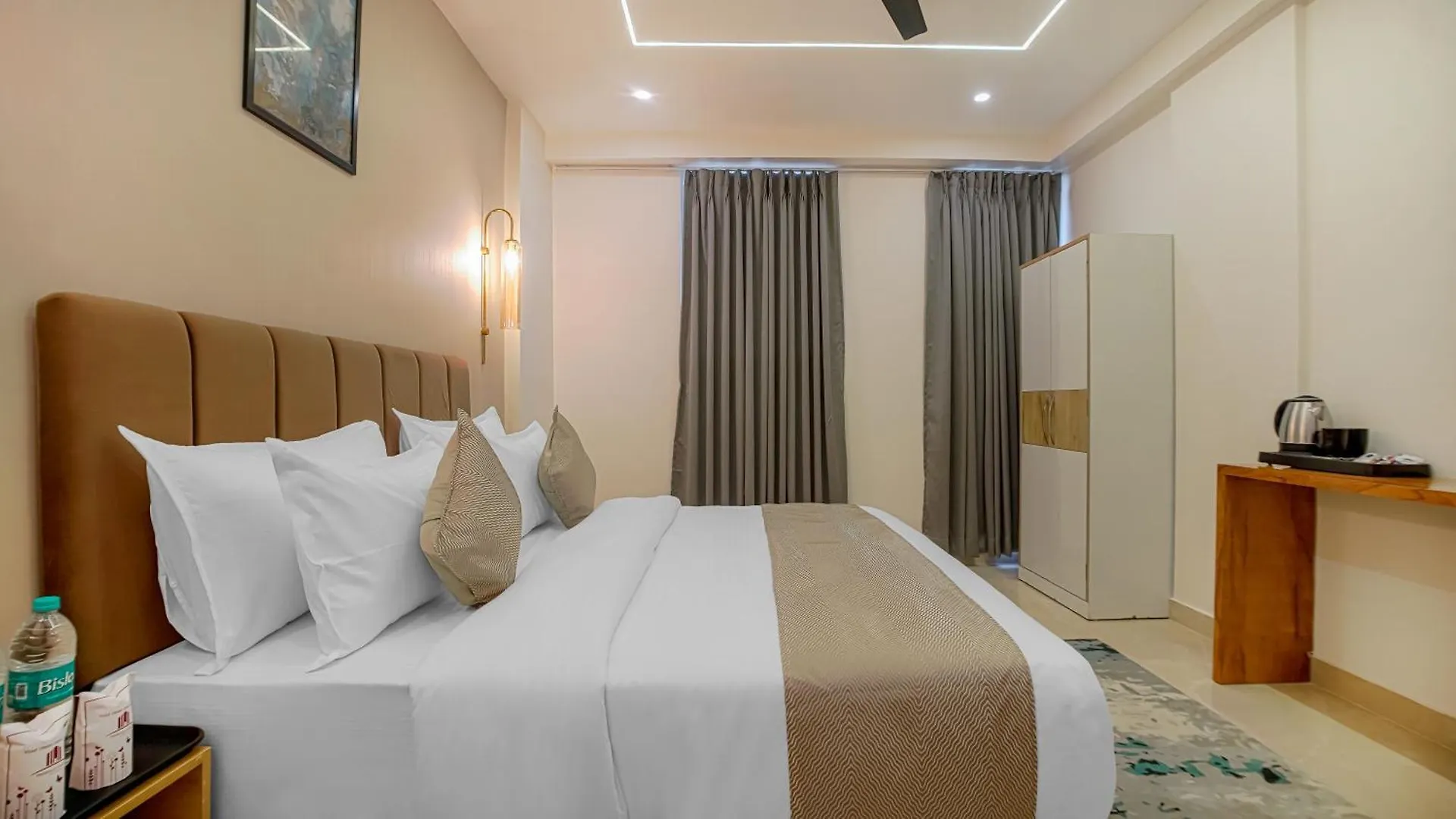 Perfectstayz Premium Varanasi 3*,  Indien
