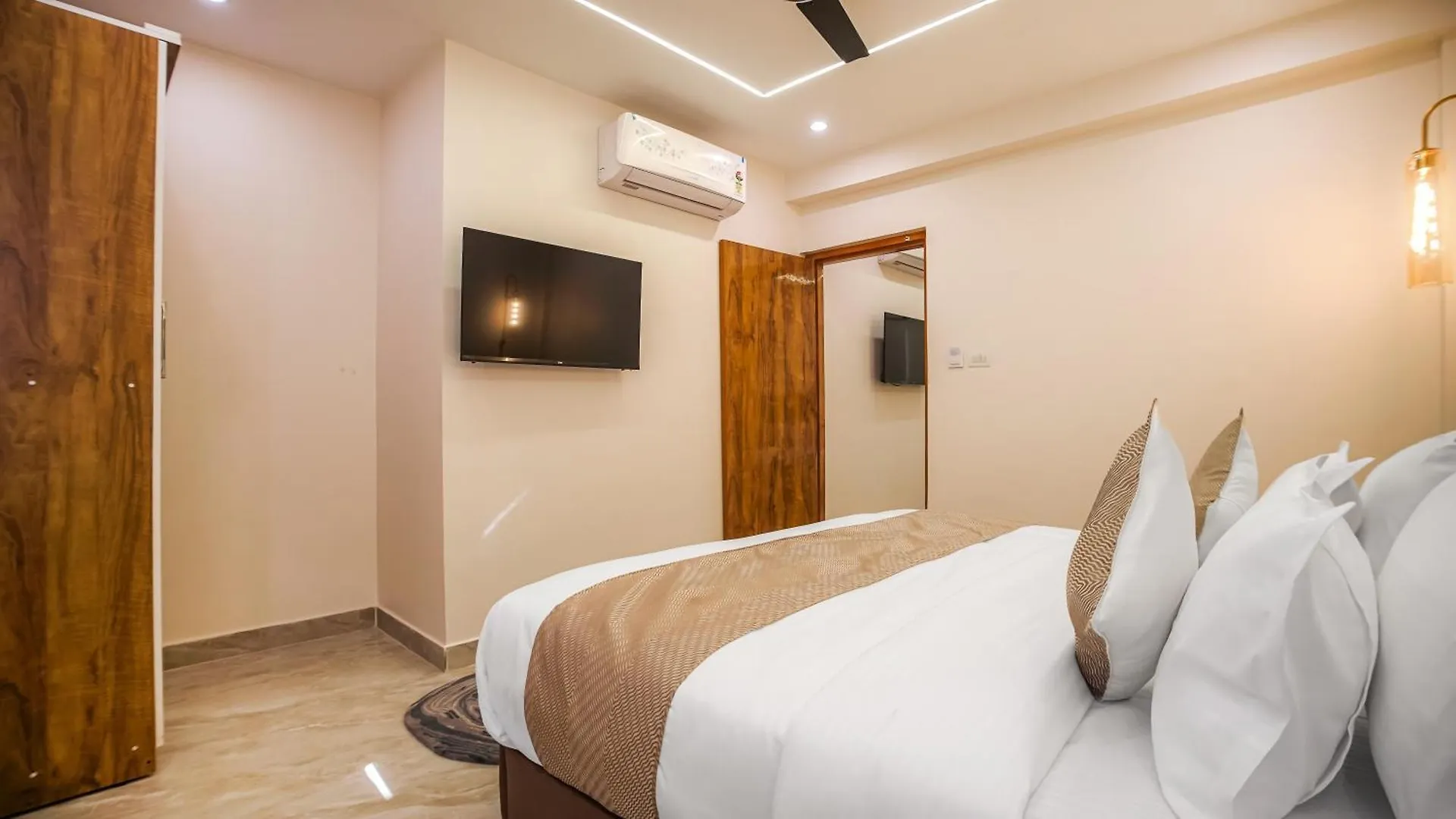 *** Hotell Perfectstayz Premium Varanasi Indien