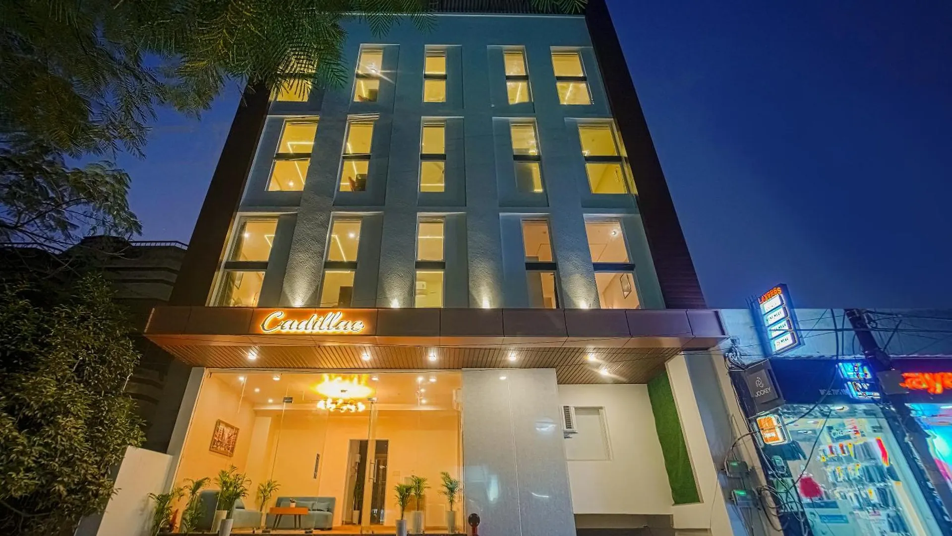Hotell Perfectstayz Premium Varanasi