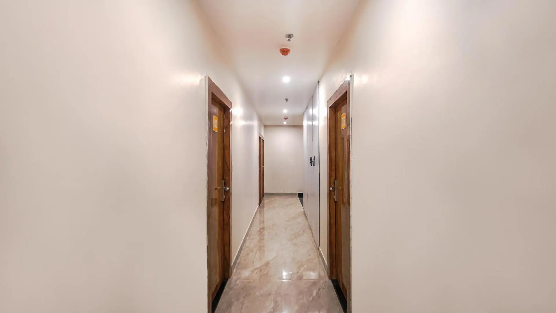 *** Hotell Perfectstayz Premium Varanasi Indien