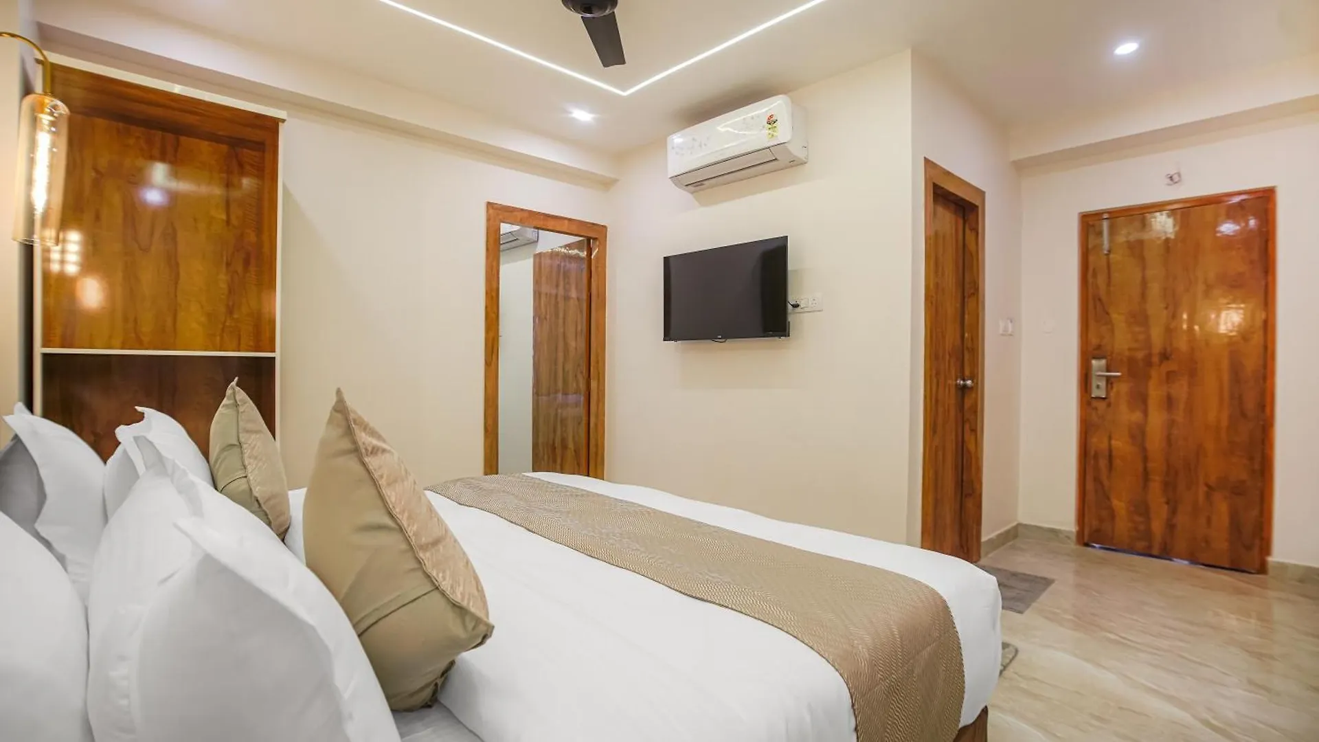 Perfectstayz Premium Varanasi Hotel
