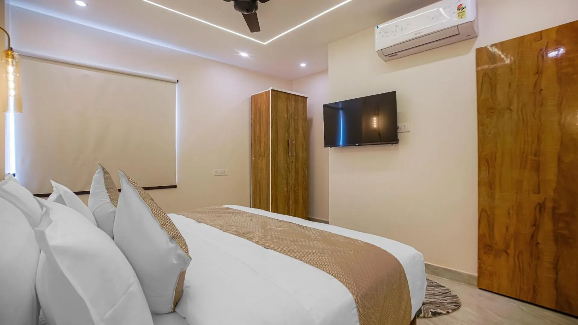 Hotel Perfectstayz Premium Varanasi