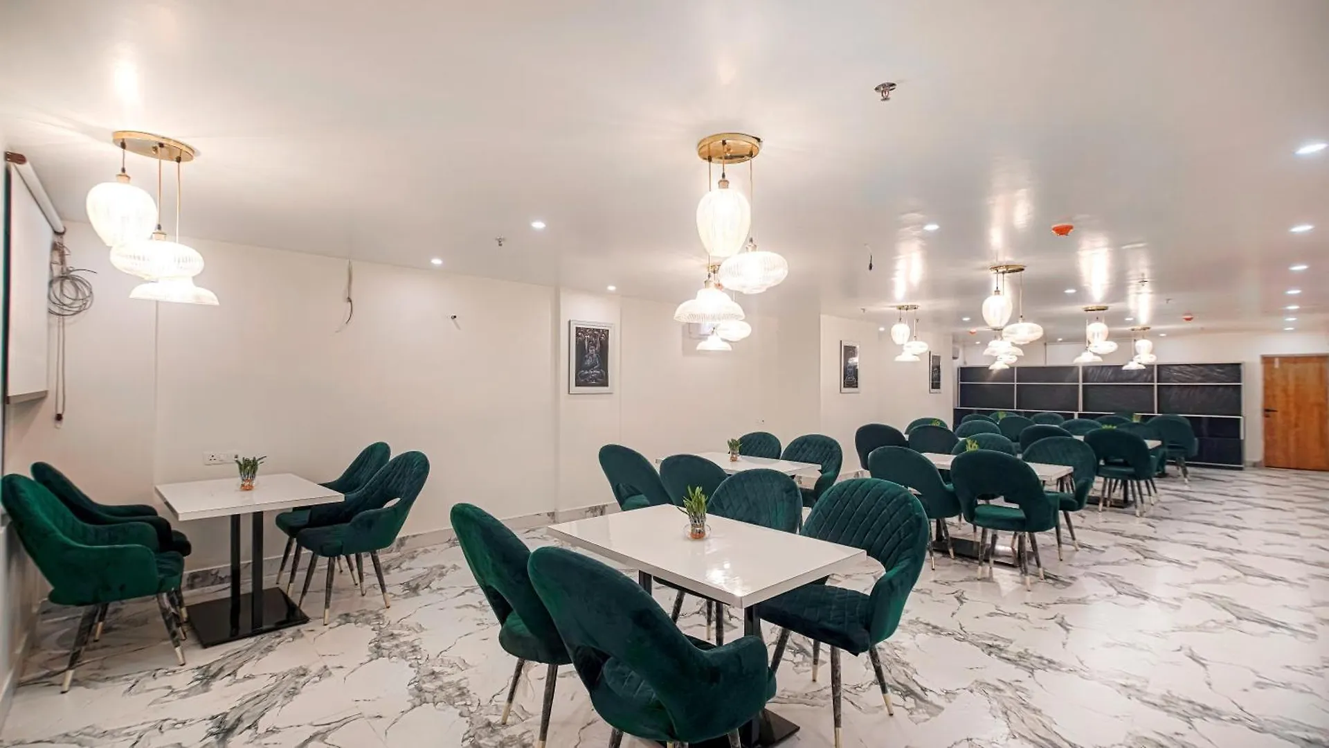 Perfectstayz Premium Varanasi