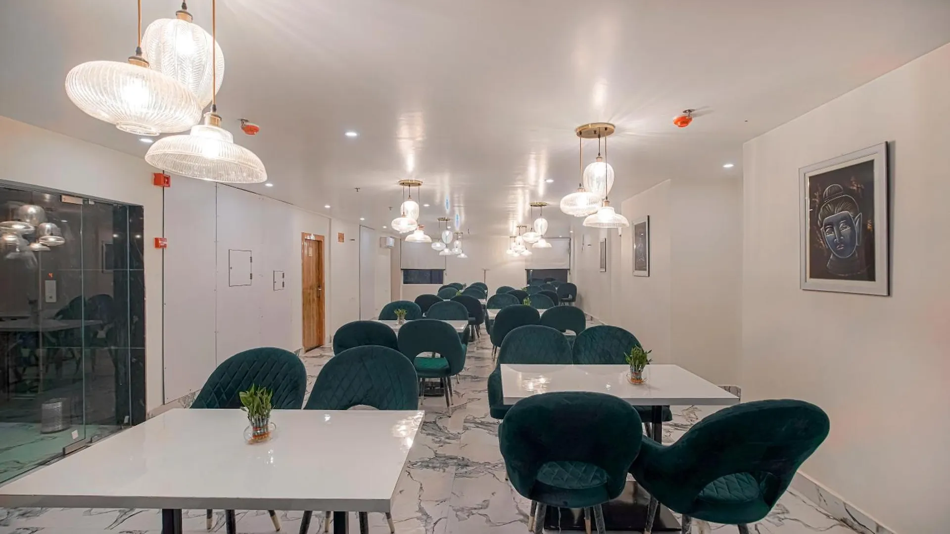 Hotel Perfectstayz Premium Varanasi