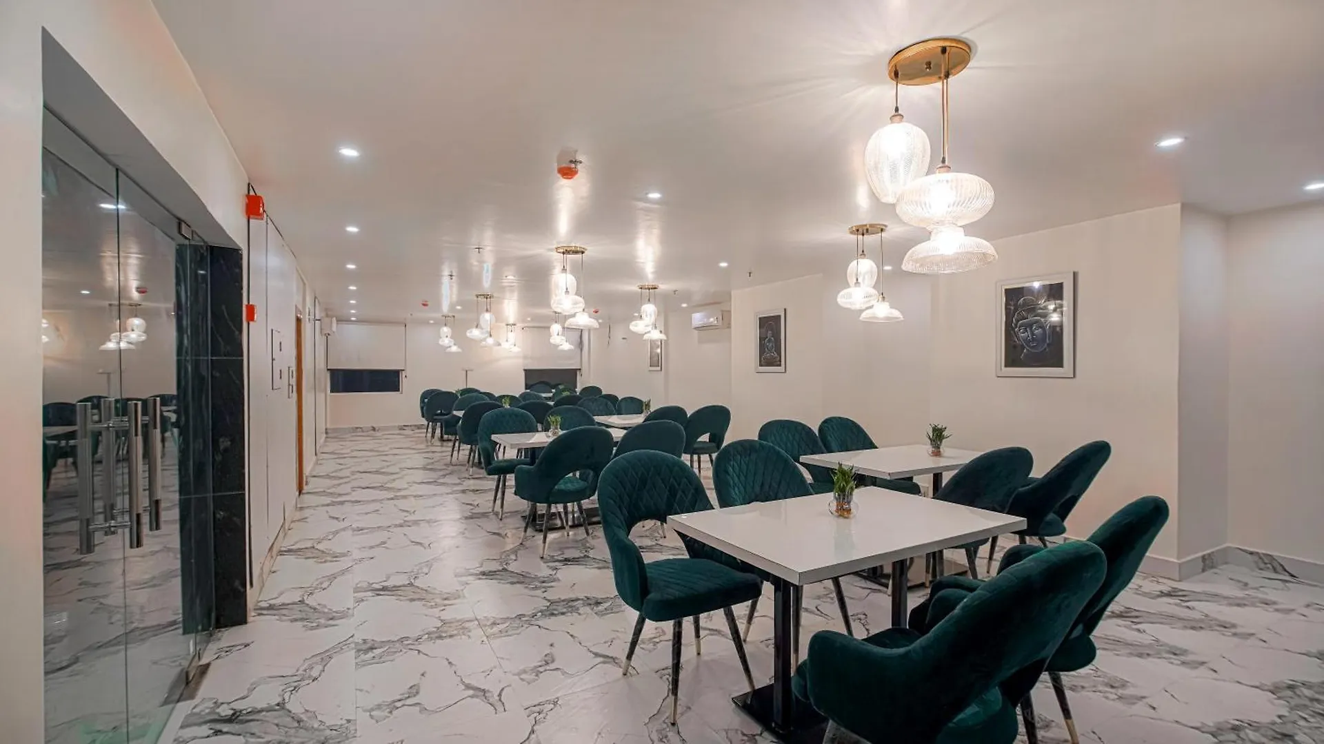 *** Hotel Perfectstayz Premium Varanasi Indien