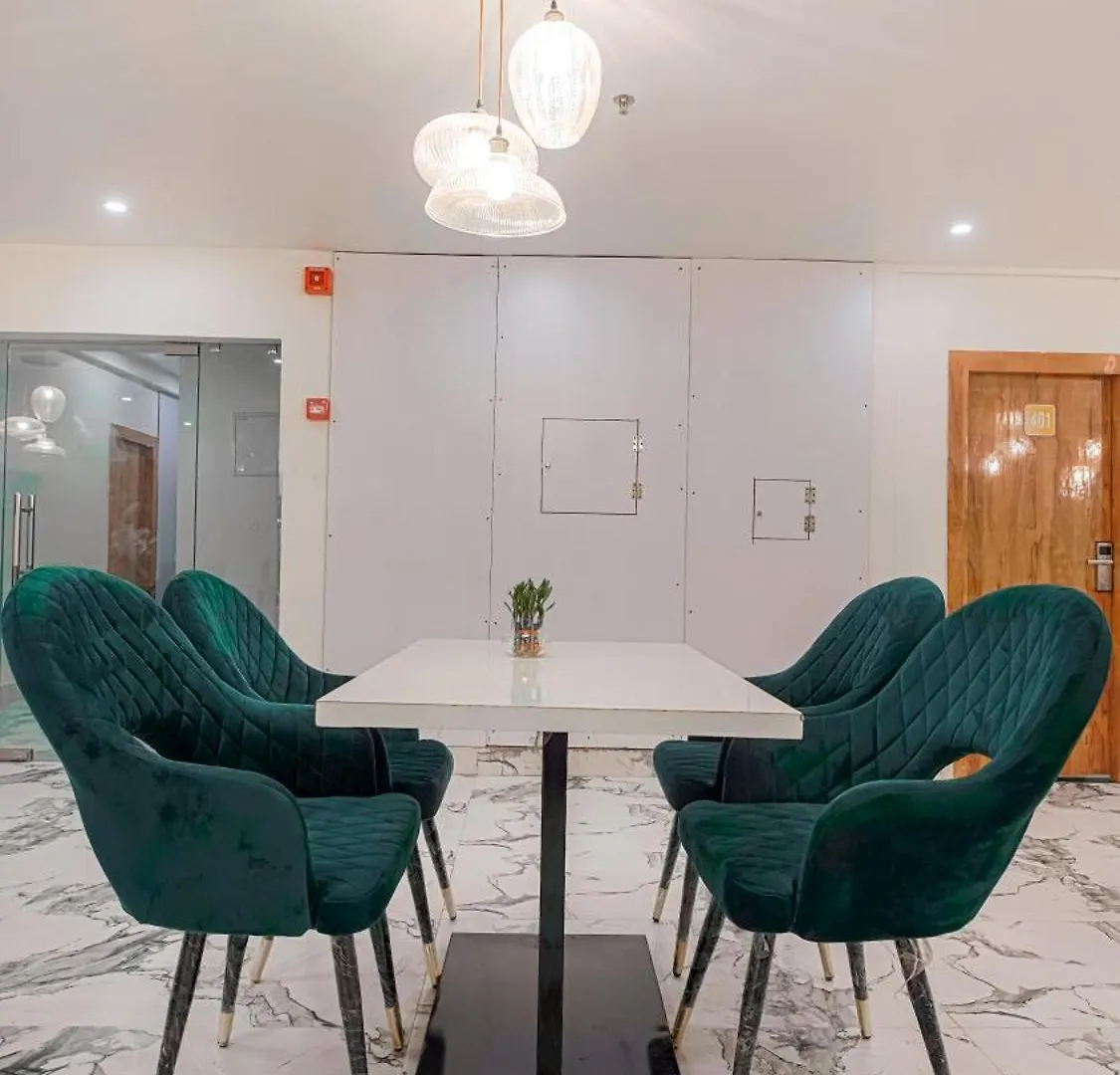 Hotel Perfectstayz Premium Varanasi
