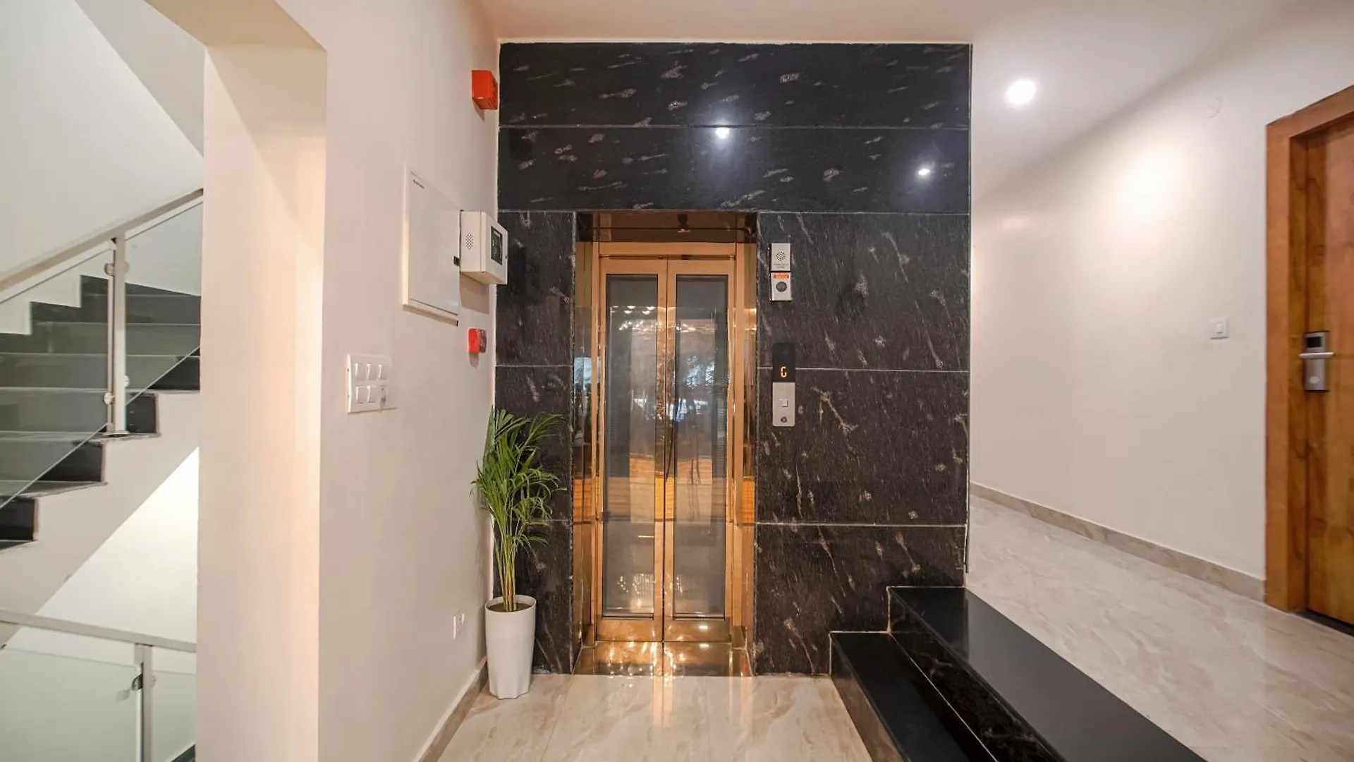 Perfectstayz Premium Varanasi Hotel